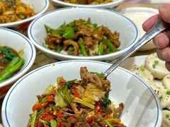 -李与白包子铺(桐梓林店)
