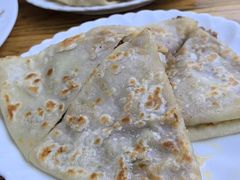 -溢心园香河肉饼总店