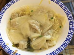 -笑来喜馄饨小笼工坊店(湖滨街店)