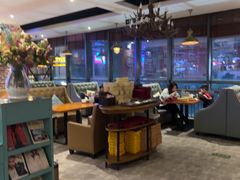 -豪客嘉族·麦尼顿西餐厅(乐福天下店)