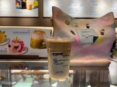 -星巴克(青岛火车北站候车大厅店)