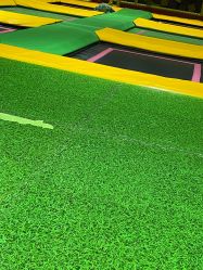 -蹦蹦跳跳(新奥购物中心店)