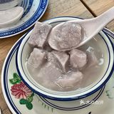 胡同里全是街坊叔叔阿姨的店，别提多正宗了