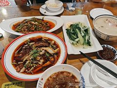 -易老妈蹄花.创于1935(总店)