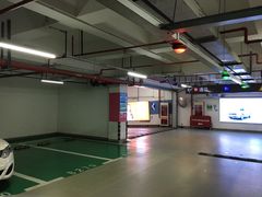 -静安大融城·停车场