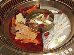 -欠火锅·水牛毛肚·团建聚餐·生日宴(何山路店)