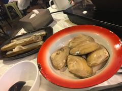 -鲜入围煮花胶鸡海鲜火锅