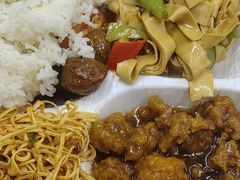 -香里香自助盒饭(红旗街店)