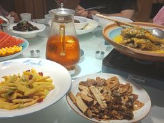 -饭橘汉江码头·乡野土菜馆(静安路店)