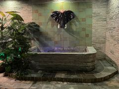 -泉城欧乐堡戏水湾艺术养生温泉