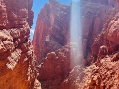 -天山神秘大峡谷