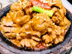 石锅手打牛肉丸-潮堂 · 潮州菜(恒隆广场店)
