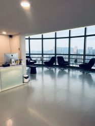 -JNK皮肤管理中心