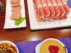 -楼外楼大刀肉传统火锅居(博学路店)