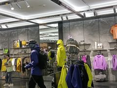 -宝龙城(杭州滨江店)