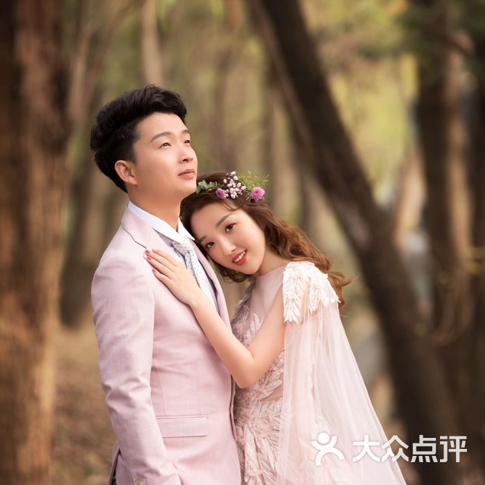 18印象婚纱摄影会馆