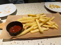 -必胜客(WOW中心城店)