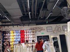 -ONE MOMENT(北京朝外店)