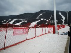 -鳌山滑雪度假区