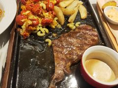 -必胜客(格尔木华兴店)