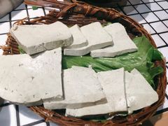 簸箕黑豆腐-董眼镜火锅(洪崖洞总店)