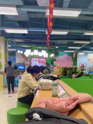 -莫莉幻想儿童乐园(郑州丹尼斯三天地店)
