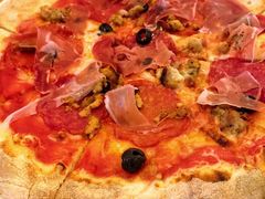 -城市大道红炉披萨烘焙坊