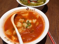 -渝是乎酸菜鱼(龙旗购物中心店)