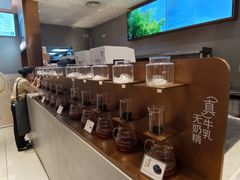 -喜茶(北京华贸购物中心店)