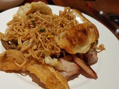 -四海一家自助餐(益田假日广场店)