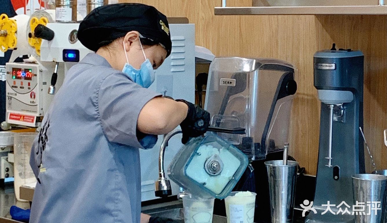 喜欢玫珑瓜的进！霸王茶姬的夏梦玫珑好好喝