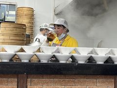 -新丰小吃(中山中路分店)