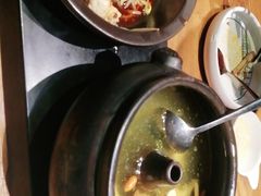 -云海肴·汽锅鸡·云南菜(天山百盛优客店)