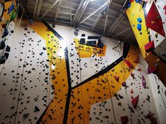 -问山MountQuest攀岩馆