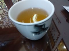 -百年老字号·观振兴蟹黄面·三虾面·苏式面(观前街富仁坊巷店)