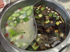 -袁记串串香(泉水轻轨站店)