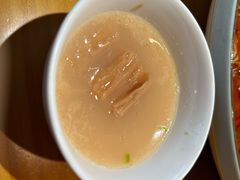 -莲餐厅·湖北菜·潜江小龙虾店(愚园路店)