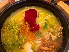 -桥香园过桥米线(国贸店)