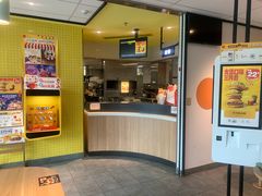 -麦当劳(普陀香溢花城店)