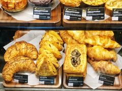 -星巴克(广州南站A18检票口楼上)