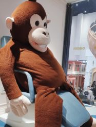 -奈尔宝·儿童乐园·亲子餐厅(华采天地店)