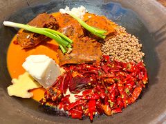 -四小区火锅·巷子里的重庆火锅(花照壁店)