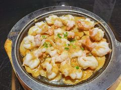-东口码头·烧鸽子·鱼头泡饼·地方菜(金鹰悦城店)