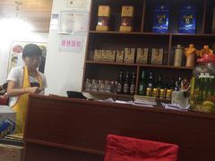 -乡土特色.冷锅鱼.牦牛肉汤锅