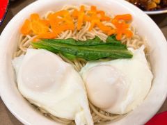 -老三样·旧食新味(绿地店)