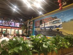 -钢管厂五区小郡肝串串香(蜀都万达店)
