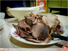 熏口条-宝光熏肉鞋底火烧(新街口店)