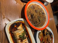 -雪乡阁东北农家菜(颛桥约好休闲街店)