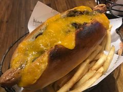 辣牛肉酱热狗-Liberty Brewing Co·曼哈顿餐吧