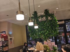 -必胜客(WOW中心城店)